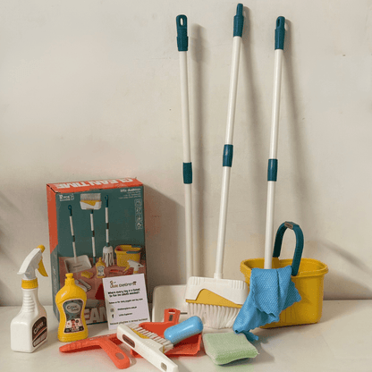Little Dustman 12 Piece Kids Cleaning Kit Little Explorers