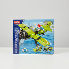 Green building-block plane box, front panel showing the built propeller plane with a pilot minifigure, 178pcs 6+