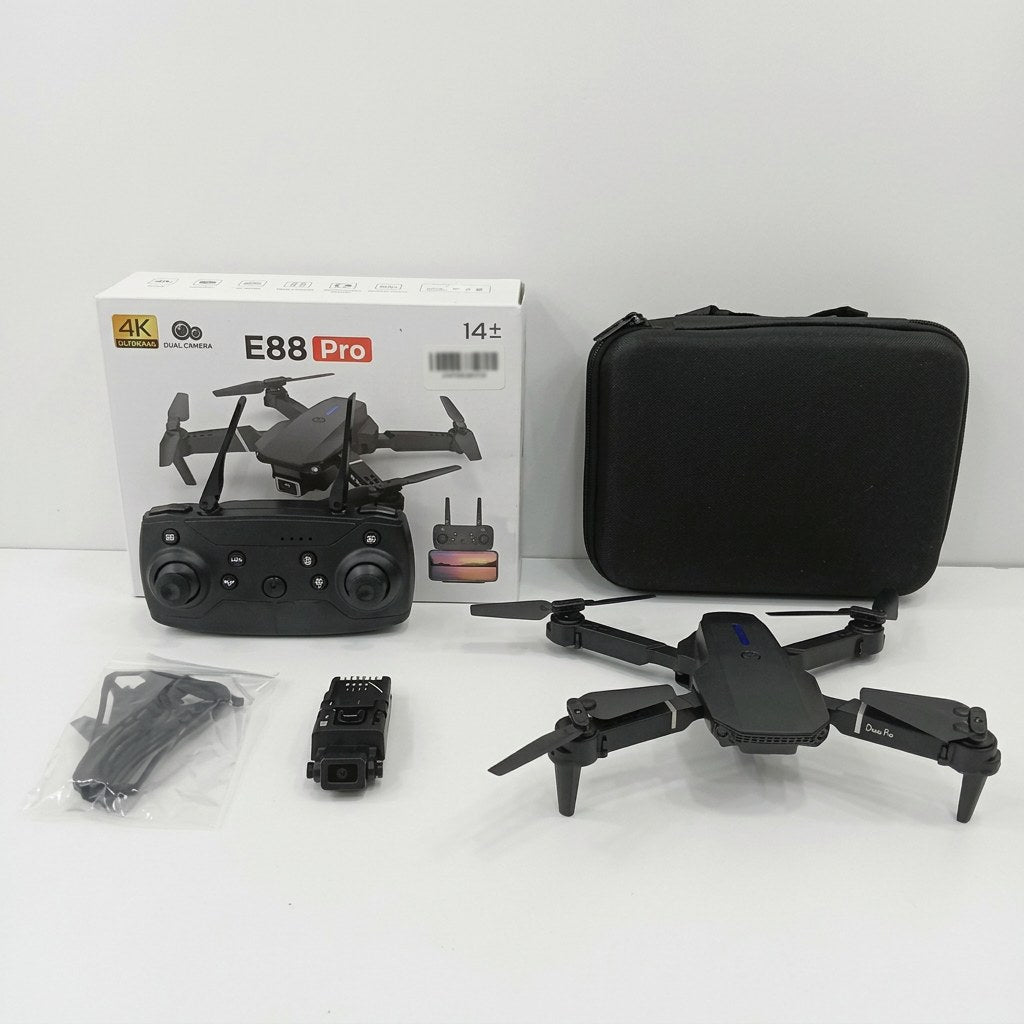 Drone box front with the 4K and Dual Camera badges, the E88 Pro name and the 14+ age mark